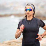 Oakley Meta AI Glasses come rivoluzionano lo sport outdoor